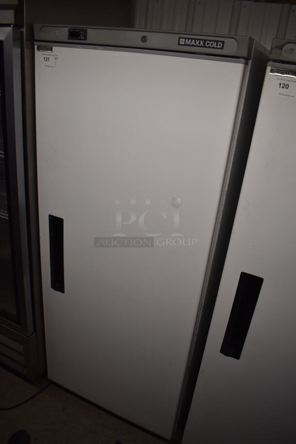 Maxx Cold MXX-23R Metal Commercial Single Door Reach In Cooler. 115 Volts, 1 Phase. 30x30x74. Tested and Working! - Image 2 of 7