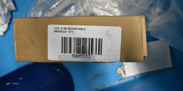 BRAND NEW SCRATCH AND DENT! Manitowoc D320 Stainless Steel Ice Storage Bin - 264 lb. - Image 6 of 10