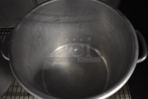 Metal Stock Pot. 16x13x11 - Image 3 of 3