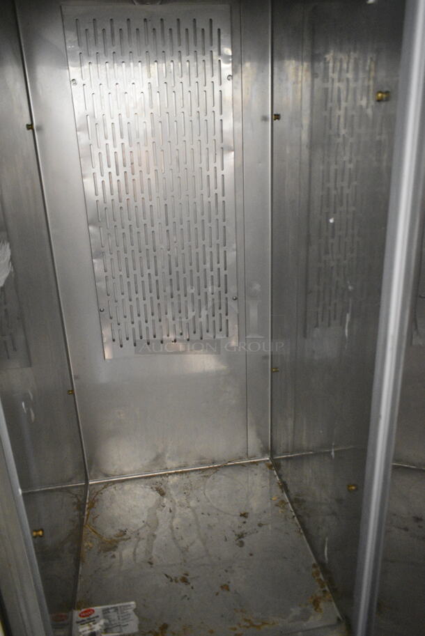 Avantco 178SS1FHC Stainless Steel Commercial Single Door Reach In Freezer on Commercial Casters. 115 Volts, 1 Phase. Tested and Working! - Image 5 of 7