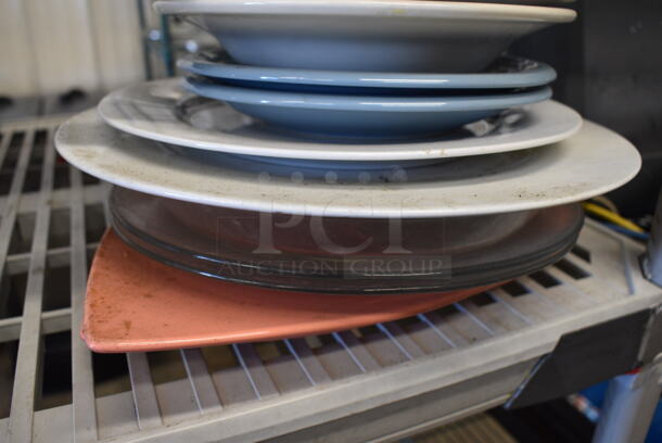 ALL ONE MONEY! Lot of 15 Various Dishes Including Ceramic Plates and Glass Plates!  - Image 3 of 3