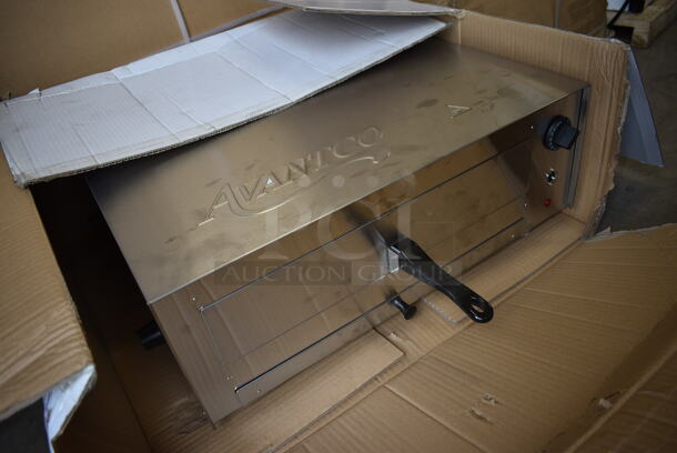IN ORIGINAL BOX! Avantco Model 177CPO16TS Stainless Steel Countertop Electric Powered Snack Oven. 120 Volts, 1 Phase. 23.5x19.5x9. Tested and Working! - Image 4 of 7