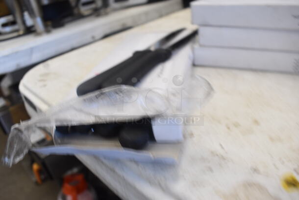 4 Boxes of 12 Winco K-50P 5" Steak Knives. 4 Times Your Bid! - Image 3 of 3