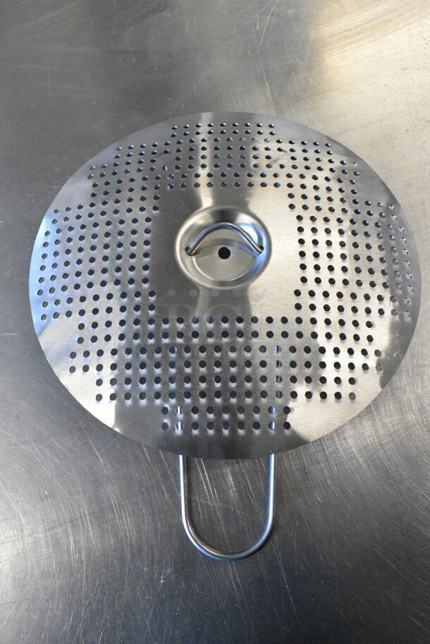 3 BRAND NEW SCRATCH AND DENT! Items Including 2 Burner, HP2DS3 Cleveland DS-3 Td3 Strainer; 3/16 Holes. 3 Times Your Bid! - Image 6 of 9