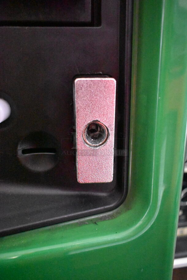 Vendo 721GDP004 Metal Commercial Vending Machine w/ Credit Card Reader. Lock Was Removed; No Key. 115 Volts, 1 Phase. Tested and Working! - Image 7 of 7