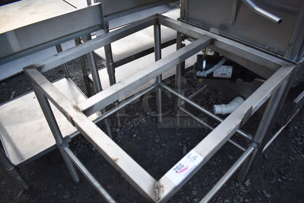 Metal Table Frame. 30x30x35 - Image 3 of 3