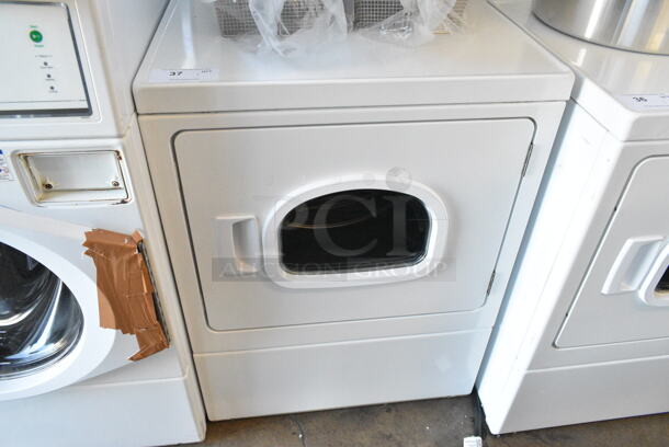 BRAND NEW SCRATCH AND DENT! Alliance LTEE5ASP155TW01 Metal Commercial Front Load Dryer. 120-208/240 Volts, 1 Phase.  - Image 1 of 4