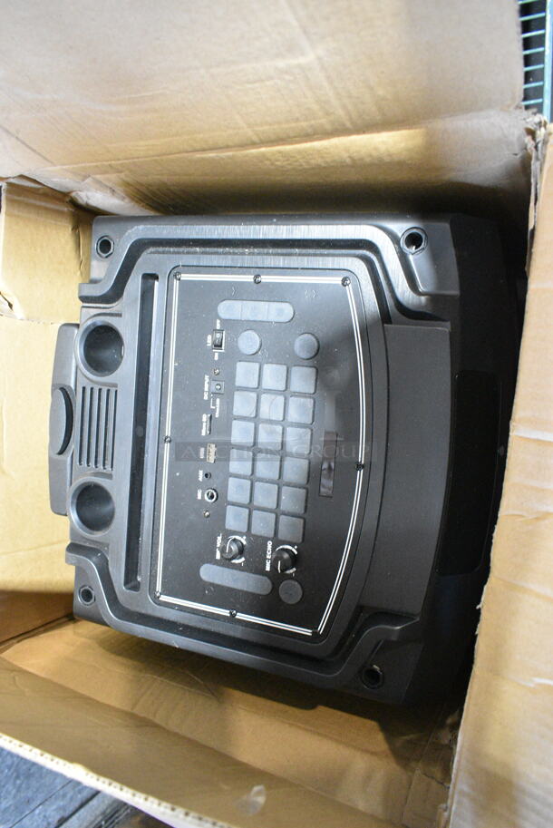 IN ORIGINAL BOX! Pyle PHP210DJT 10" Portable Bluetooth PA System with Rechargeable Battery - Image 3 of 3