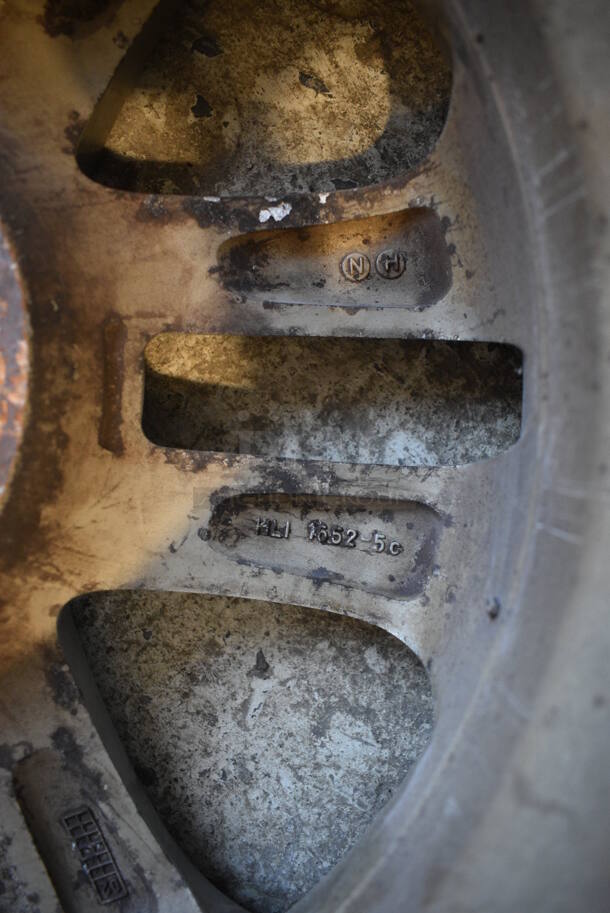 5 Various Metal Car Tire Rims. Includes BMW Rims. Four: IS47 71x16 H2 and One IS47 7Jx17H2. Includes 17.25x8x17.25. 5 Times Your Bid! - Image 8 of 10