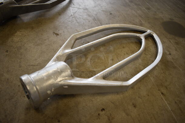 Hobart VMLH30B Metal Commercial 30 Quart Paddle for Mixer. 8x3x16.5 - Image 2 of 3