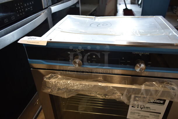 BRAND NEW SCRATCH AND DENT! Arcelik Stainless Steel Convection Oven. - Image 2 of 4