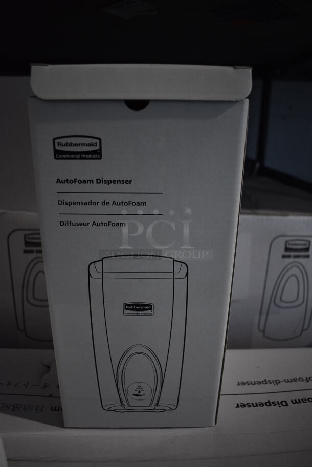 10 BRAND NEW IN BOX! Rubbermaid Poly Wall Mount AutoFoam Dispenser. 5.5x5.5x11. 10 Times Your Bid! - Image 5 of 7