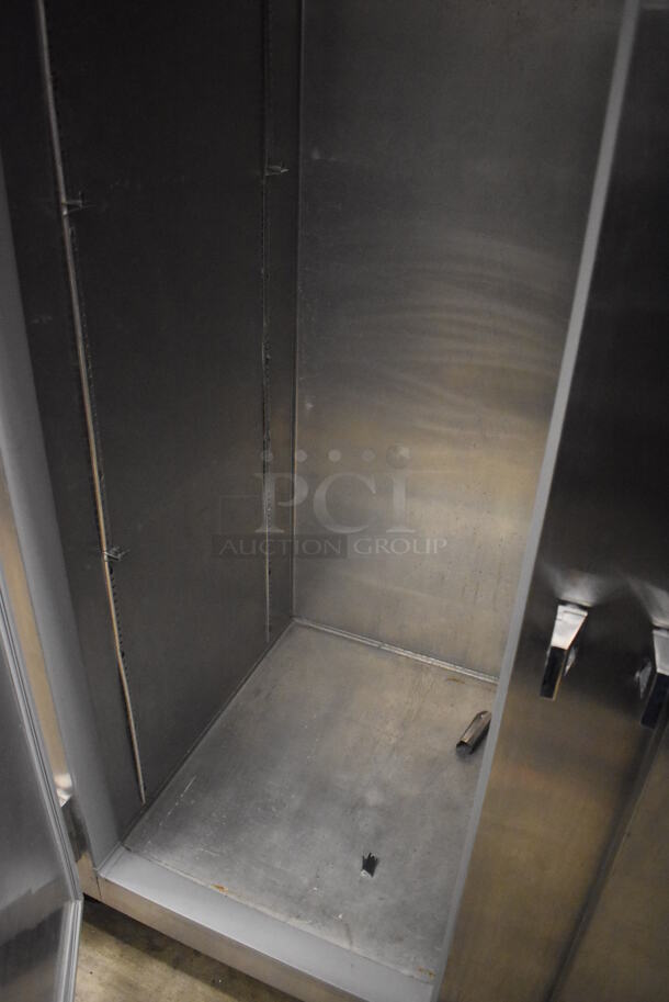 Continental 2RE Stainless Steel Commercial 2 Door Reach In Cooler on Commercial Casters. 115 Volts, 1 Phase. 57x34x82. Tested and Working! - Image 5 of 5