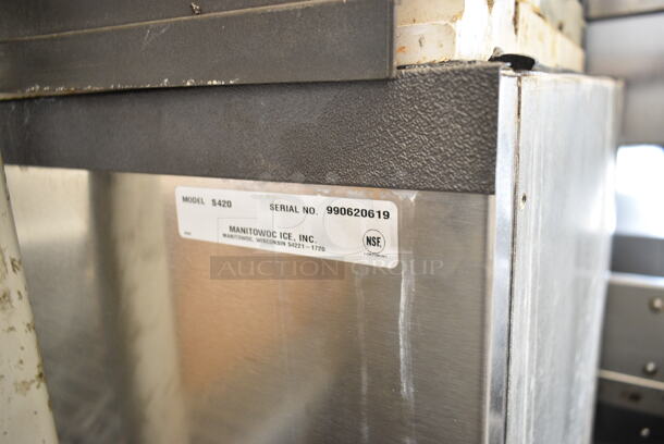 Manitowoc SY0424A Stainless Steel Commercial Ice Machine Head on Manitowoc S420 Commercial Ice Bin. 115 Volts, 1 Phase.  - Image 8 of 8
