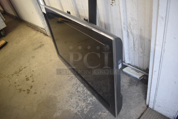 2011 Samsung LN32D450G1D HD Black Television And Screen 31x20. 110-120V.  - Image 3 of 4