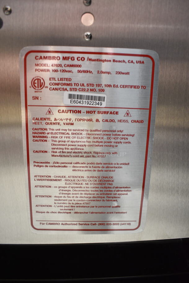 BRAND NEW! Cambro 47620 CAM6000 Ultra Pan Carrier® Black Front Loading Insulated Electric (110V, degrees F) Food Pan Carrier - 6 Full-Size Pan Max Capacity - Image 5 of 5