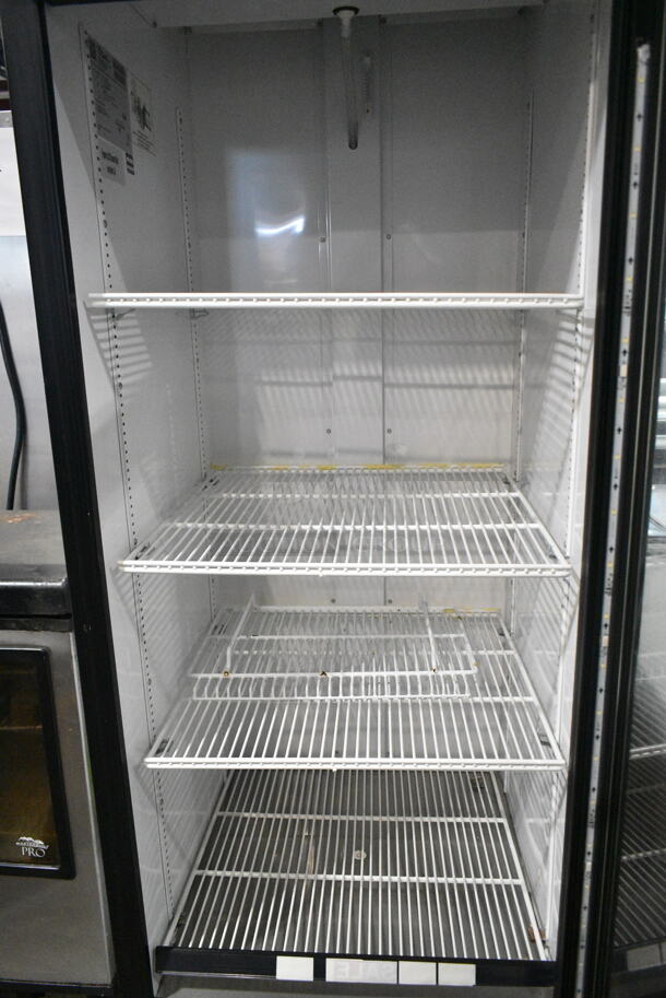 2017 True GDM-23-HC Metal Commercial Single Door Reach In Cooler Merchandiser. 115 Volts, 1 Phase. Tested and Working! - Image 2 of 4