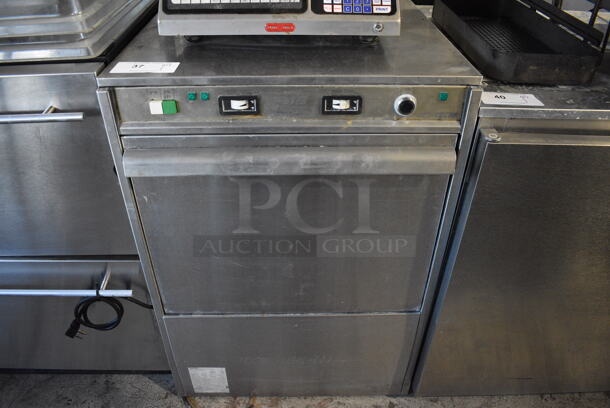 Jet Tech F-18 Stainless Steel Commercial Undercounter Dishwasher. 208 Volts, 1 Phase. 23.5x24.5x33