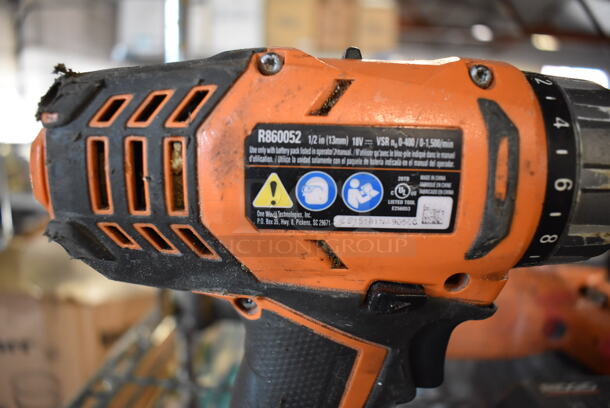 ALL ONE MONEY! Tier Lot of Various Tools Including Rigid R3001 Saw, Rigid R860052 Drill, Rigid Battery Charger, Ramset MasterShot Fastener, Ryobi P246 Series D Multi Tool, DeWalt DW9099 Drill, DeWalt Battery and Charger, DeWalt DWE4011 Angle Grinder, DeWalt D28402 Angle Grinder. - Image 5 of 12