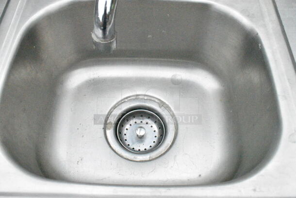 Commercial Portable Sink on Commercial Casters w/ Instant Flow SR-15L/120 Water Heater. 120 Volts, 1 Phase. Bay 12x10.5x6 - Image 4 of 12