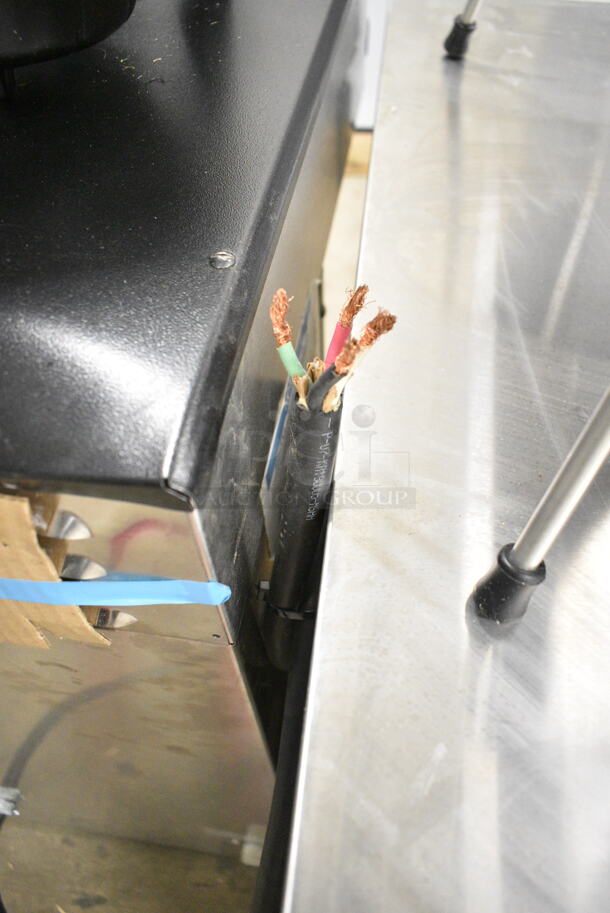 BRAND NEW SCRATCH AND DENT! 2024 Bunn ICB TWIN ENERGY STAR Stainless Steel Commercial 53200.0101 ICB Twin Tall Infusion Series Stainless Steel Automatic Coffee Brewer w/ 2 Poly Brew Baskets. Does Not Come w/ Satellites. 120/240 Volts, 1 Phase.  - Image 11 of 12