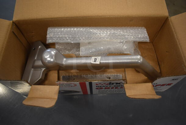 BRAND NEW IN BOX! Winco Metal Grill Scraper. 14x6x4.5 - Image 2 of 5