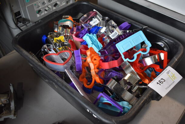 ALL ONE MONEY! Lot of Various Cookie Cutters in Black Poly Bin - Image 2 of 3