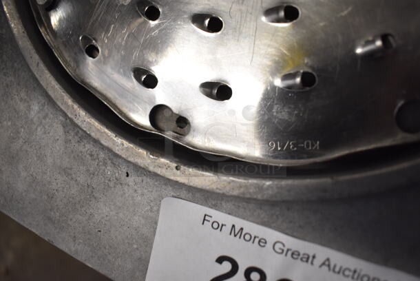 Metal Commercial Pelican Head w/ Grating Blade. 12x18x13 - Image 7 of 10