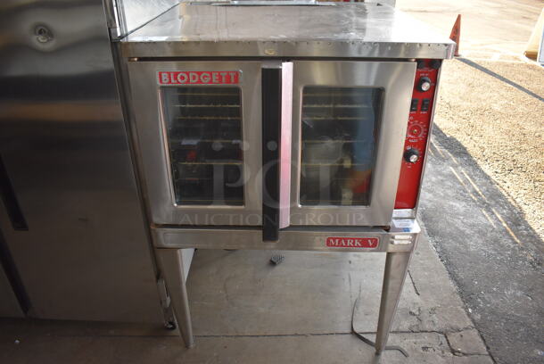 Blodgett Mark V Stainless Steel Commercial Electric Powered Full Size Convection Oven w/ View Through Doors, Metal Oven Racks and Thermostatic Controls on Metal Legs. 220-240 Volts, 1 Phase. 38x37x54 - Image 2 of 9