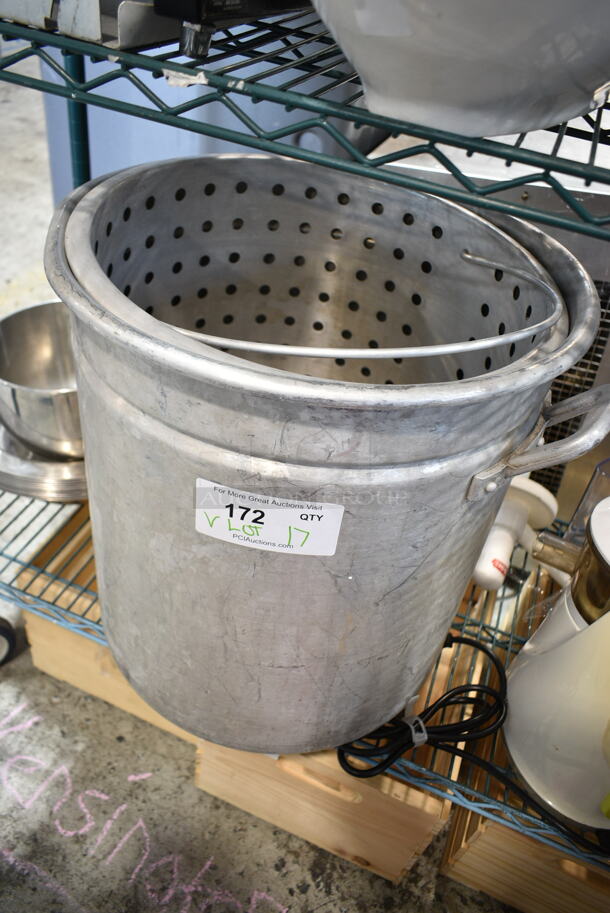 ALL ONE MONEY! Lot of Various Metal Items Including Mixing Bowl, Dome Covers and Stock Pot - Image 5 of 6