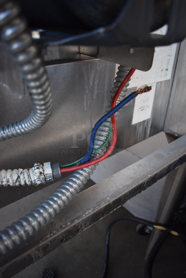 Blodgett Mark V Stainless Steel Commercial Electric Powered Full Size Convection Oven w/ View Through Doors, Metal Oven Racks and Thermostatic Controls on Metal Legs. 220-240 Volts, 1 Phase. 38x37x54 - Image 9 of 9