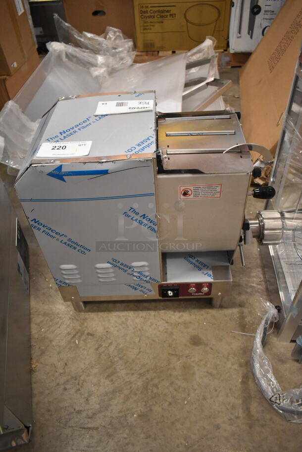 BRAND NEW SCRATCH AND DENT! Estella PEM9 9 lb. Stainless Steel Countertop Pasta Extruder Machine. 120 Volts, 1 Phase. Tested and Working!
 - Image 2 of 5
