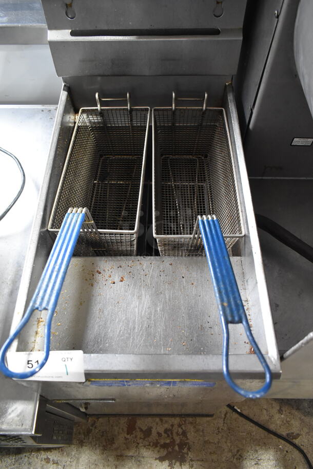 2016 Pitco Frialator 40C Stainless Steel Commercial Floor Style Natural as Powered Deep Fat Fryer w/ 2 Metal Fry Baskets. 105,000 BTU.  - Image 2 of 5