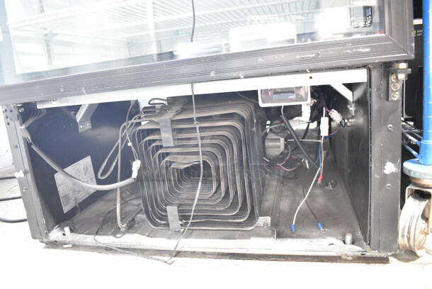 Criotec CFX-26 Metal Commercial Single Door Reach In Cooler Merchandiser w/ Poly Coated Racks. 115 Volts, 1 Phase. Tested and Powers On But Parts Do Not Move - Image 3 of 8