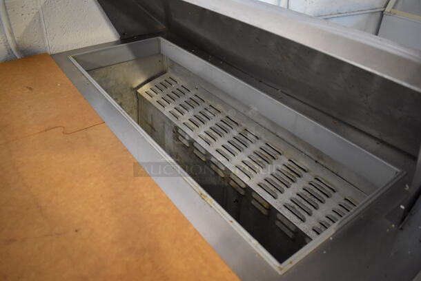 Continental SW72-16 Stainless Steel Commercial Sandwich Salad Prep Table Bain Marie Mega Top on Commercial Casters. 115 Volts, 1 Phase. 72x31x43. Tested and Working! - Image 5 of 9
