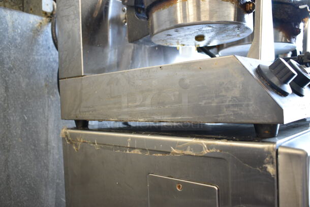 Stainless Steel Commercial Countertop Double Waffle Maker. Tested and Working! - Image 4 of 5