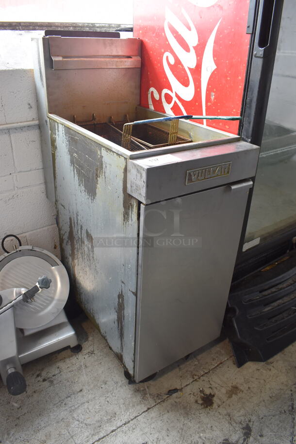 Vulcan LG400 Commercial Stainless Steel Natural Gas Fryer With Two Fryer Baskets on Commercial Casters. 120,000 BTU. - Image 2 of 5