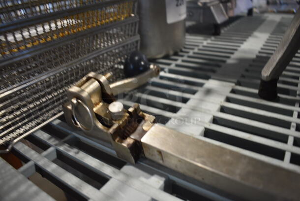 Metal Commercial Can Opener. 7x2.5x20 - Image 3 of 3