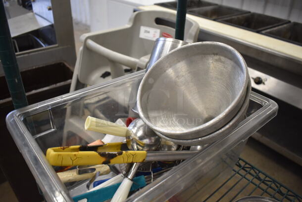 ALL ONE MONEY! Lot of Various Utensils Including Scoopers and Sifter - Image 4 of 6
