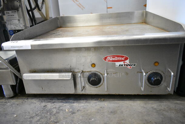 Fleetwood EG618 Stainless Steel Commercial Countertop Electric Powered Flat Top Griddle. 220 Volts.  - Image 5 of 6