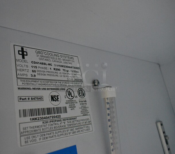 QBD CD4148SL-HC Metal Commercial 2 Door Reach In Cooler Merchandiser w/ Poly Coated Racks. 115 Volts, 1 Phase. Tested and Working! - Image 4 of 4