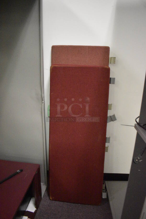 ALL ONE MONEY! Lot of various desk pieces . BUYER MUST REMOVE! - Image 7 of 8