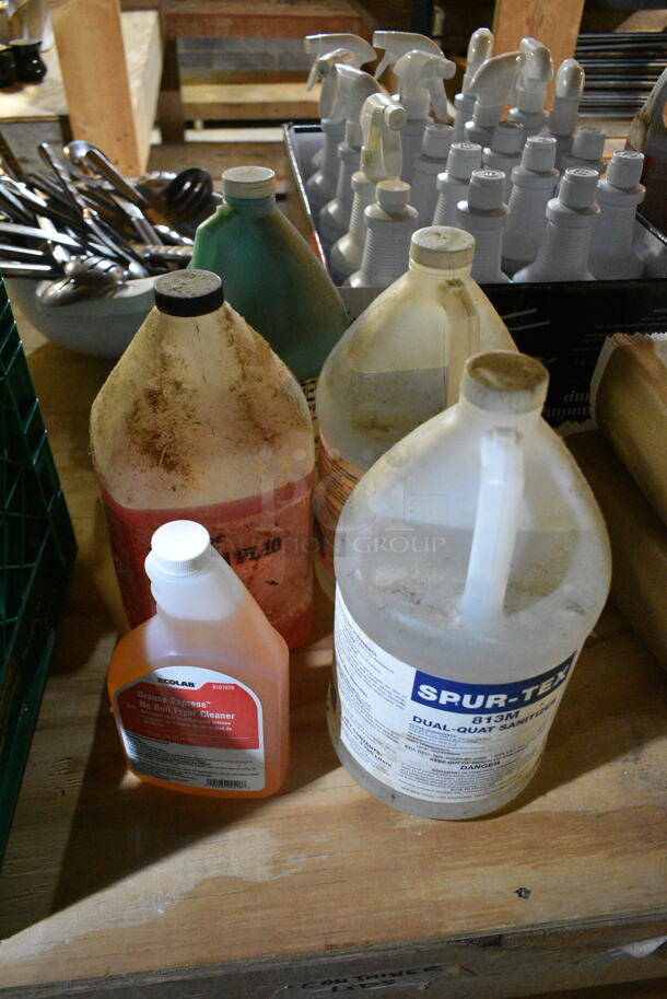 ALL ONE MONEY! Tier Lot of Various Items Including APW Wyott Soup Kettle Food Warmer, Cleaner. (basement)  - Image 4 of 12