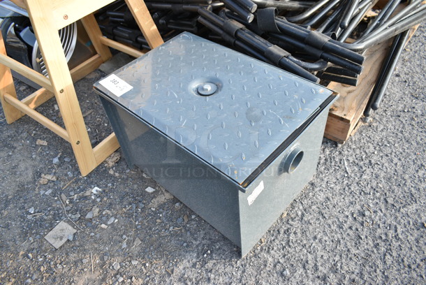 BRAND NEW SCRATCH AND DENT! Watts WD-15-THD 30 lb. Grease Trap with Threaded Connections  - Image 3 of 5