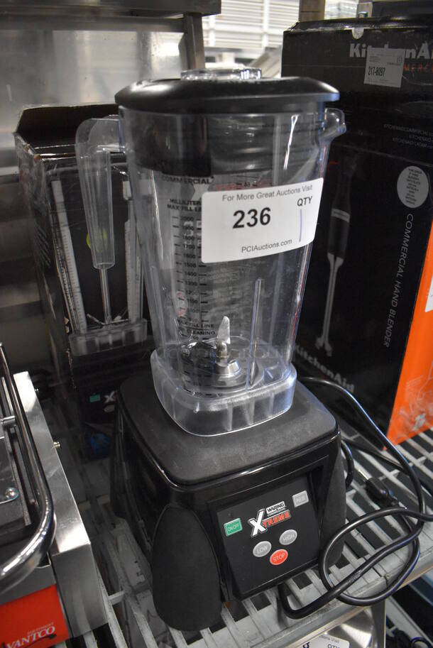 LIKE NEW! Waring Xtreme MX1050XT41 Metal Commercial Countertop 3-1/2 hp Blender w/ Poly Pitcher. Unit Has Only Been Used a Few Times! 120 Volts, 1 Phase. 9x10x19. Tested and Working! - Image 3 of 6