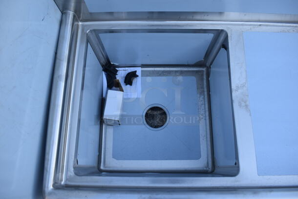 BRAND NEW SCRATCH AND DENT! Steelton 522CS1181818RT Stainless Steel Commercial Single Bay Sink w/ Right Side Drain Board. No Legs. 39x24x23. Bay 18x18x12. Drain Board 16x20x1 - Image 4 of 5