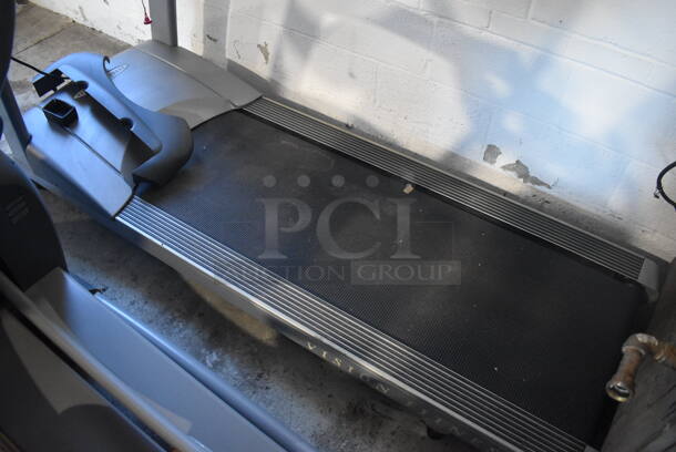 Vision Fitness T9600 Metal Commercial Treadmill. 120 Volts, 1 Phase. 30x58x59. Tested and Working! - Image 2 of 9