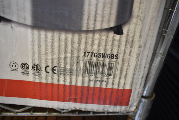 BRAND NEW SCRATCH AND DENT! Galaxy 177GSW6BS 6 Qt. Round Brushed Steel Warmer. 120 Volts, 1 Phase. Tested and Working! - Image 3 of 3