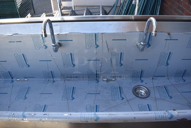 BRAND NEW SCRATCH AND DENT! Advance Tabco FS-FMM-100FV Stainless Steel 16 Gauge Multi Station Hand Sink w/ 5 Faucets, 5 Foot Pedals and Under Shelf. 100x18.5x44 - Image 4 of 6