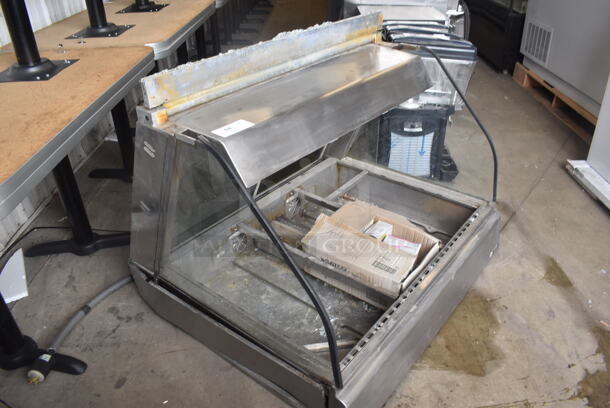 Henny Penny HMT-3 Electric Countertop Heated Merchandising Case. Front Glass Is Missing. Includes Bulbs. 208-240 Volt - Image 2 of 10